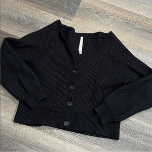 Babaton Button-Up Women's cardigan